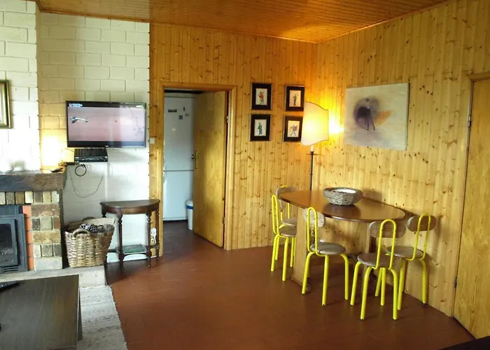 Vnc13v4, Encantadora Casa E Piscina, Vista Rio Min Villa